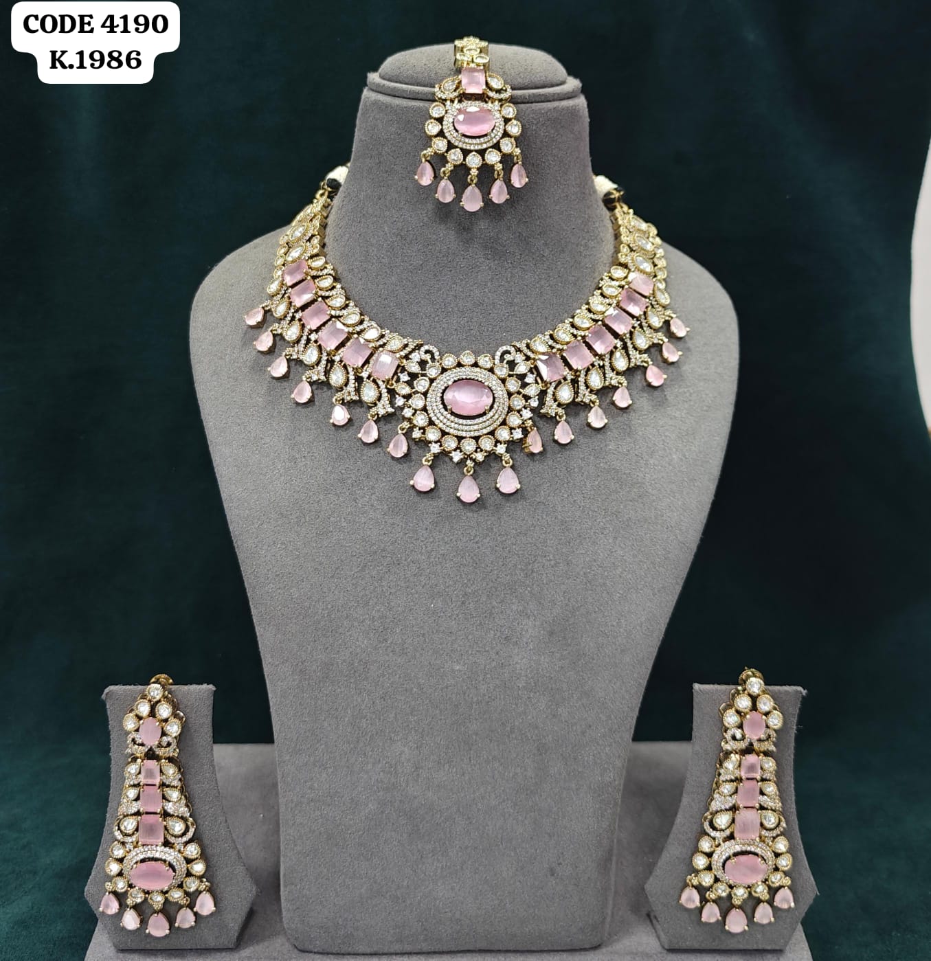 Necklace Set 015